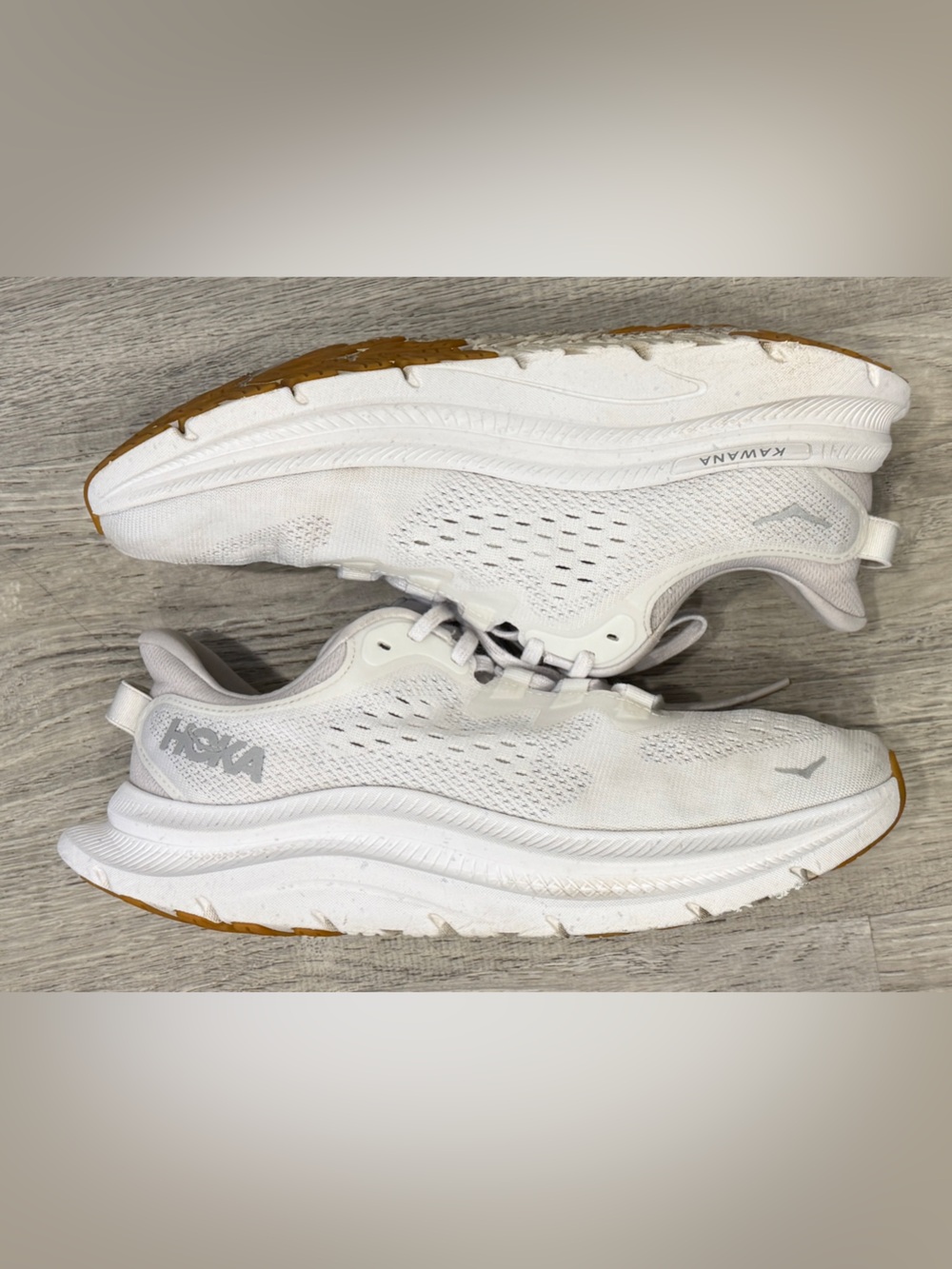 HOKA Kawana 2 Women’s 8.5 White Nimbus Cloud Running Sneakers